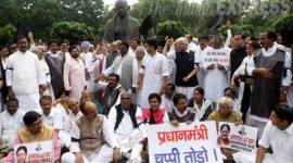monsoons session, parliament logjam, parliament session, congress suspended MPs, congress parliament protest, oppsition parliament boycott, lok sabha session, parliament news, india news, latest news