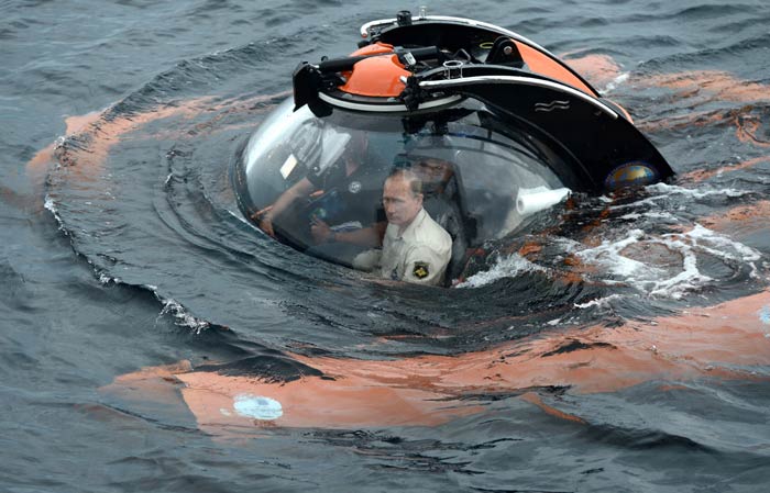 Vladimir Putin, Vladimir Putin Crimea, Crimea Black sea, Crimea Black sea, Crimea, Byzantine trading ship, sunk ship black sea, merchant ship black sea, Vladimir Putin news, pictures, picture gallery, indian express picture gallery, indian express news