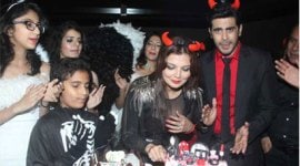 Deepshikha Nagpal, Deepshikha Nagpal birthday, Deepshikha Nagpal birthday pics, Deepshikha Nagpal husband, Deepshikha Nagpal birthday party, Deepshikha Nagpal birthday bash, Kaishav Arora, Vedika, Vivaan, Rahul Mahajan, Sana Khan, Sushant Divgikar, Ranjeet, Aloka Bedi, television actors, entertainment