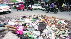 safai karamcharis, delhi safai karamcharis, safai karamcharis strike, East Delhi safai karamcharis, East Delhi safai karamcharis strike, Akhil Bharatiya Safai Mazdoor Congress, Delhi news