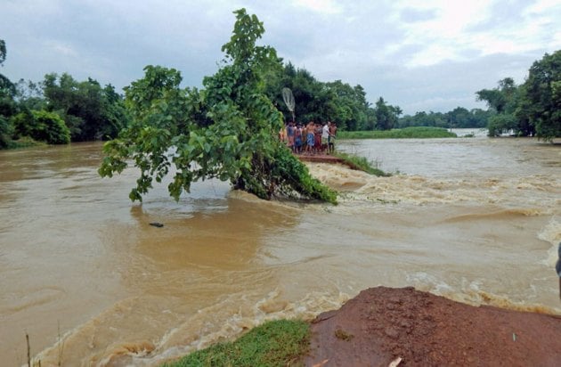 floods, bengal floods, west bengal floods, india floods, kolkata floods, kolkata news, west bengal news, india news, india floods news