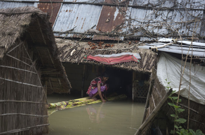Floods in Assam, Floods in Guwahati, Floods in Kaziranga, Floods in Morigaon, Assam Floods, Indian monsoon Floods, India Floods, Monsoon Floods, Heavy Rainfall, Heavy rains, Heavy rains in Assam, Assam Floods Information, Assam Floods rescue operation, Assam Floods News, Floods News, India Floods News