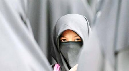 girl banned from wearing hijab, hijab, hijab school controversy, uk school hijab, UK news, world news, latest news, indian express