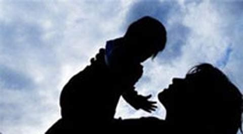 Infant death, dead infant police, Kumbhar Wada area dead foetus, A female foetus near Dengle bridge, Shivajinagar police probe infant death, Maharashtra news, Pune news, latest news, India news