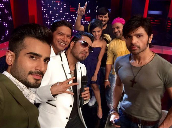 Salman Khan, Arpita Khan, Shahid Kapoor, Parineeti Chopra, Shilpa Shetty, Karan Johar, Karan Tacker, Mika Singh, Shaan, Himesh Reshammiya, Karisma Kapoor, Lauren Gottlieb, Sonakshi Sinha, Salman Khan pics, Arpita Khan pics, Shahid Kapoor pics, Parineeti Chopra pics, Shilpa Shetty pics, Karan Johar pics, Karan Tacker pics, Mika Singh pics, Shaan pics, Himesh Reshammiya pics, Karisma Kapoor pics, Lauren Gottlieb pics, Sonakshi Sinha pics, entertainment, bollywood