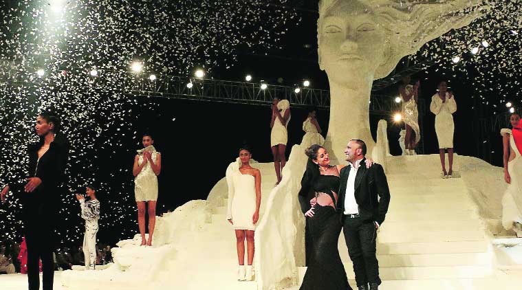 Lakme Fashion Week Winter/Festive 15, LFW WF'15, Gaurav Gupta, LFW Grand Finale, Karl Lagerfeld, Mehboob Studio, Kareena Kapoor Khan, Fashion, Indian Fashion, Fashion Week, Indian Express