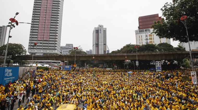 najib razak, malaysia, malaysia pm, malaysia pm najib razak, malaysia rally, malaysia yellow tshirt, yellow tshirt rally, yellow tshirt protest, malaysia protests, najib razaK PROTESTS, PROTESTS AGAINST najib razak, malaysia news, asia news, world news