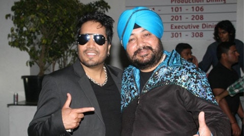 Mika Singh shares screen space with ‘Daler paaji’