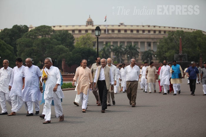 NDA Holds Protest Against Congress Over Monsoon Session Wash Out ...