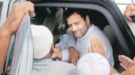 Rahul gandhi kashmir, rahul gandhi kashmir visit, rahul gandhi tea vendor, Rahul gandhi, rahul gandhi J&K visit, rahul gandhi J&K, rahul gandhi congress, Rahul gandhi lal chowk, Ambika Soni, india news, srinagar news