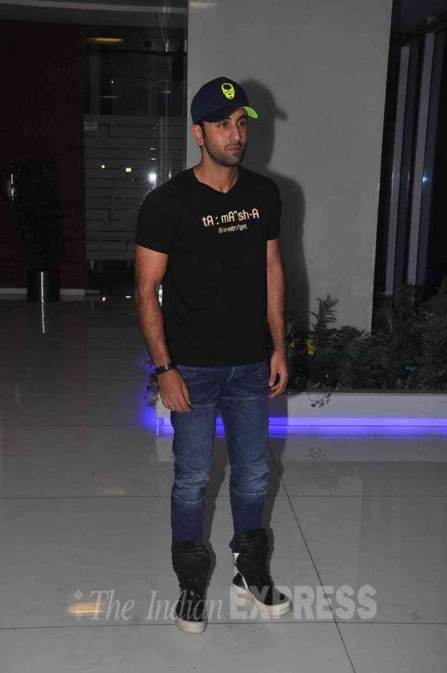deepika padukone, ranbir kapoor, tamasha, tamasha wrap up party, deepika ranbir, deepika pranbir party, deepika pdukone ranbir kapoor, deepika padukone tamasha, ranbir kapoor tamasha, tamasha party, imtiaz ali, siddharth roy kapoor, said nadiadwala, wardha nadiadwala, entertainment, bollywood