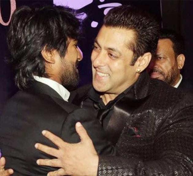 Inside Chiranjeevi’s 60th birthday bash: Salman Khan, Abhishek, Vivek ...