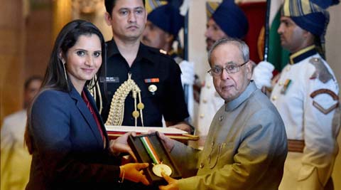 Sania Mirza conferred with Rajiv Gandhi Khel Ratna award | Sport-others ...