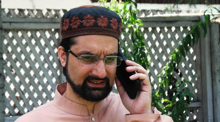 Hurriyat leaders, NSA level talks, Sartaj Aziz, Ajit Doval, Kashmiri separatist leaders, India-Pakistan meet, house of Mirwaiz Umar Farooq, Omar Abdullah, Indo Pak talks, Indo Pak NSA talks, India Pakistan NSA talks, Kashmir news, J&K news, India news