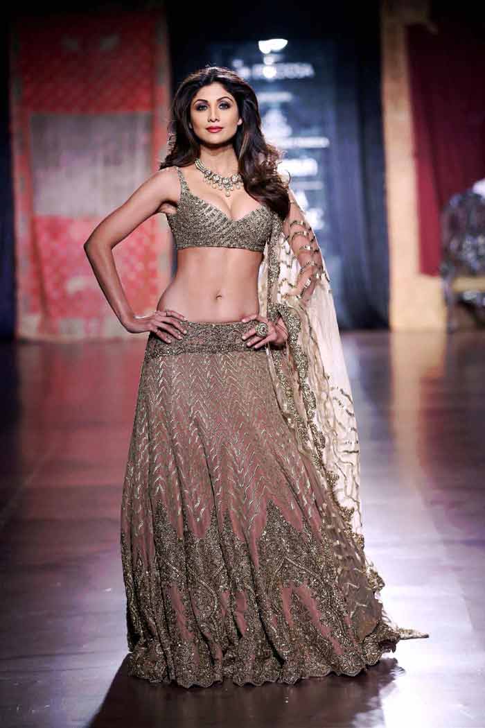 Bollywood Style Shilpa shetty brown silk lehenga choli