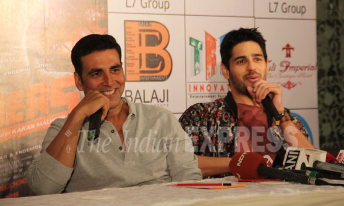 akshay kumar, sidharth malhotra, brothers, akshay kumar brothers, sidharth malhotra pics, sidharth malhotr brothers, akshay kumar pics, akshay sidhart, entertainment, bollywood