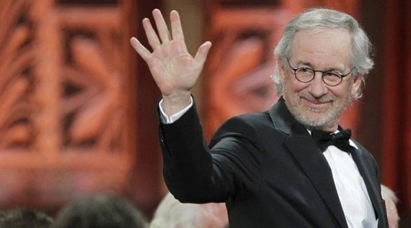 Steven Spielberg, Filmmaker Steven Spielberg, Steven Spielberg Oscar Winner, Steven Spielberg Donate, Steven Spielberg Donate UDS 1million, Steven Spielberg Movies, Steven Spielberg charity, Entertainment news