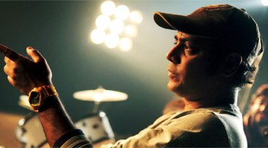 Vinay Jaiswal, director Vinay Jaiswal, Vinay Jaiswal movies, Vinay Jaiswal upcoming movies, Vinay Jaiswal interview, Vinay Jaiswal short films, raveena tandon, manoj bajpayee, entertainment news