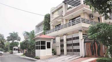 Yadav Singh, Yadav Singh UP case, UP government, Noida Authority chief engineer, UP govt FIR against Yadav singh, Lucknow news, UP news, india news