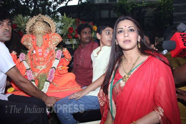 Sanjay Dutt, Anil Kapoor, ganesh chaturthi, ganesh visarjan bollywood, ganesh chaturthi bollywood, Ganpati visarjan, Iqra Dutt, Shahraan Dutt, Sunita Kapoor, manyata dutt, Shilpa Shetty Kundra, Raj Kundra, Viaan, viaan raj kundra, Sussanne Roshan, Hridaan roshan, Hrehaan roshan, Twinkle Khanna, Sonali Bendre, Govinda, rakesh roshan