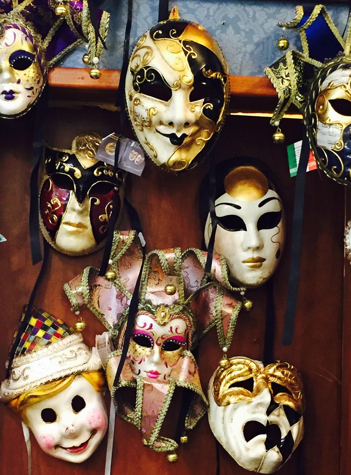 Masks in the shops of Venice (Source: Jyotsna Mohan Bhargava)