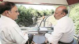 kalka derailment, kalka shimla toy train, kalka shimla toy train derailment, chandigarh news, india news