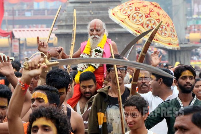 kumbh mela, nashik kumbh mela, shahi snan, second shahi snan, Godavari, india kumbh mela, maharashtra kumbh mela, Kumbh mela Shahi Snan, Shahi Snan photos, kumbh mela pictures, kumbh mela pics, india news