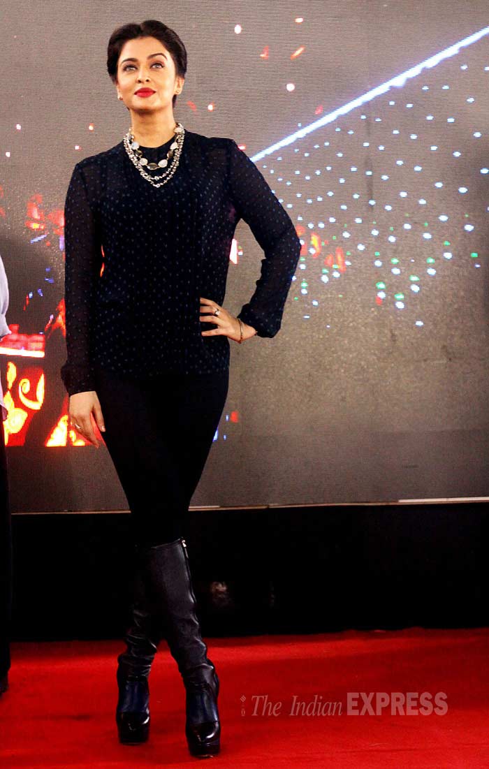 Aishwarya, Jazbaa