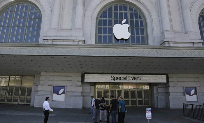 Apple, Apple event, Apple iPhone 6S, Apple iPhone 6S features, Apple iPhone 6S launch, iPhone 6S launch event, Apple Siri, Apple Siri smarter, Apple new iPhones launch, Apple iPhones 6S rumours, Apple TV rumours, Apple TV features, Apple TV launch, Apple iPad Pro, Apple iPad Pro screen size, iPad Pro features, iPad Pro launch, Apple rumours, Apple news, technology, technology new