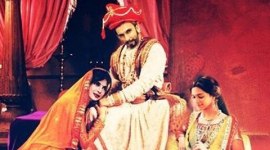 Bajirao Mastani 480 Ranveer Singh, Deepika Padukone, Priyanka Chopra, Bajirao Mastani, Sanjay leela bhansali, Bajirao mastani Song, Deewani Mastani, Bajirao Mastani movie Song, Deewani Mastani Song, Bajirao Mastani trailer, Entertainment news