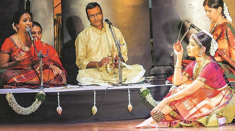 Alarmel Valli, Bombay Jayashree, Alarmel Valli performance, Alarmel Valli bharatnatyam, bharatnatyam dancers india, bharatnatyam dancers, delhi bharatnatyam performance, delhi cultural performances, talk, indian express