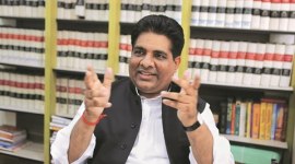 Bhupender Yadav, bjp, bihar elections, narendra modi, Nitish Kumar, OROP, one-rank one-pension, OROP package, Sonia gandhi, Sharad yadav, Lalu Yadav, bihar polls, JD(U), bihar nda partners, Narendra Modi bihar package, Congress, Mulayam Singh Yadav, bihar grand alliance, bjp, caste politics, india news, bihar news, nation news