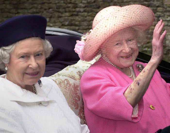 Elizabeth II, Elizabeth II Photos, Queen Elizabeth II, Britain Queen Elizabeth II, Nelson Mandela, Diana Princess of Wales, Prince Philip, Duke of Edinburgh, Buckingham Palace, John Kennedy, Pope John Paul II, Queen Mother, Ronald Reagan, Camilla the Duchess of Cornwall, Kate the Duchess of Cambridge holding Princess Charlotte, Prince George, Prince William, Prince Harry, baby Prince Edward, Princess Anne, Prince Andrew, Prince Charles, the Duke of Edinburgh, Nicola Sturgeon, Elizabeth II 63 years, Elizabeth II Longest Reigning monarch, Elizabeth II News, Elizabeth II Pics