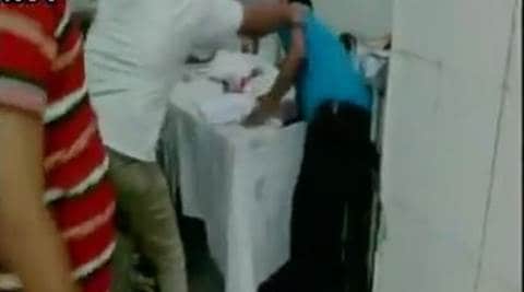 VIDEO: UP Doctor brutally assaulted for delay in ambulance