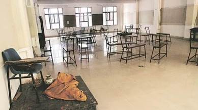 College of Art, Delhi, delhi college, student protest, staff shortage, delhi news, indian express