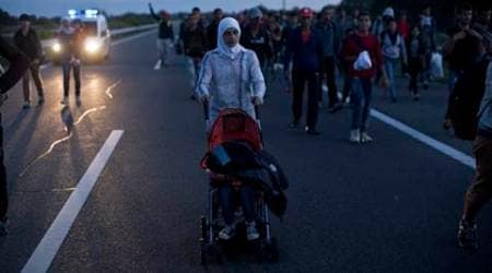 migrants, hungary, hungary border, migrants hungary border, migrants police hungary, hungary police, hungary border police, budapest, budapest migrants, refugees, europe migrant crisis, migrant crisis, eu, european union, world news, hungary news, latest news