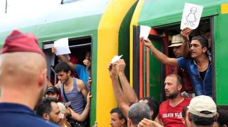 syria migrant crisis, migrant crisis divides europe, migrant crisis in europe, migrant crisis eu, syrian migrant crisis, syrian migrants in europe, syrian migrants, syrian migrants in greece, syrian migrants in turkey, syrian migrants in uk, syrian migrants hungary, hungary migrants camps, europe news, europe news latest, world news, world news today