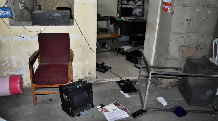 100 Army jawans vandalise police station in Indore, 5 cops injured ...