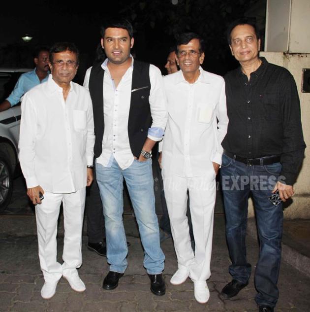 kapil sharma, kapil sharma movie, kapil sharma debut film, kapil sharma kis kisko pyaar karoon, kapil sharma kkpk, kapil sharma kkpk screening, kis kisko pyaar karoon screening, kkpk screening, ranveer singh, ranveer singh kapil sharma, sonu sood, malaika arora khan, arbaaz khan, ameesha patel, elli avram, manjari phadnis, simran kaur mundi, sai lokur, abbas mustan