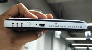 Kingston, Kingston MobileLite Wireless G2, Kingston MobileLite Wireless G2 review, Kingston MobileLite Wireless G2 price, wireless pen drive, WiFi card reader, WiFi flash reader, Kingston WiFi flash reader, Kingston MobileLite Wireless G2 features, how to connect Kingston MobileLite Wireless G2, technology news