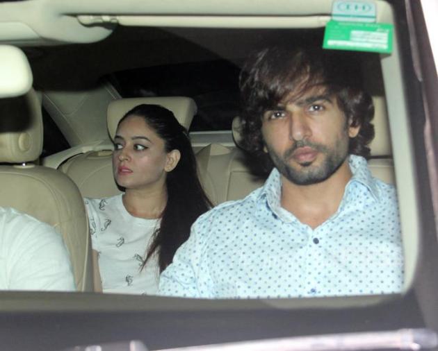 kapil sharma, kapil sharma movie, kapil sharma debut film, kapil sharma kis kisko pyaar karoon, kapil sharma kkpk, kapil sharma kkpk screening, kis kisko pyaar karoon screening, kkpk screening, ranveer singh, ranveer singh kapil sharma, sonu sood, malaika arora khan, arbaaz khan, ameesha patel, elli avram, manjari phadnis, simran kaur mundi, sai lokur, abbas mustan