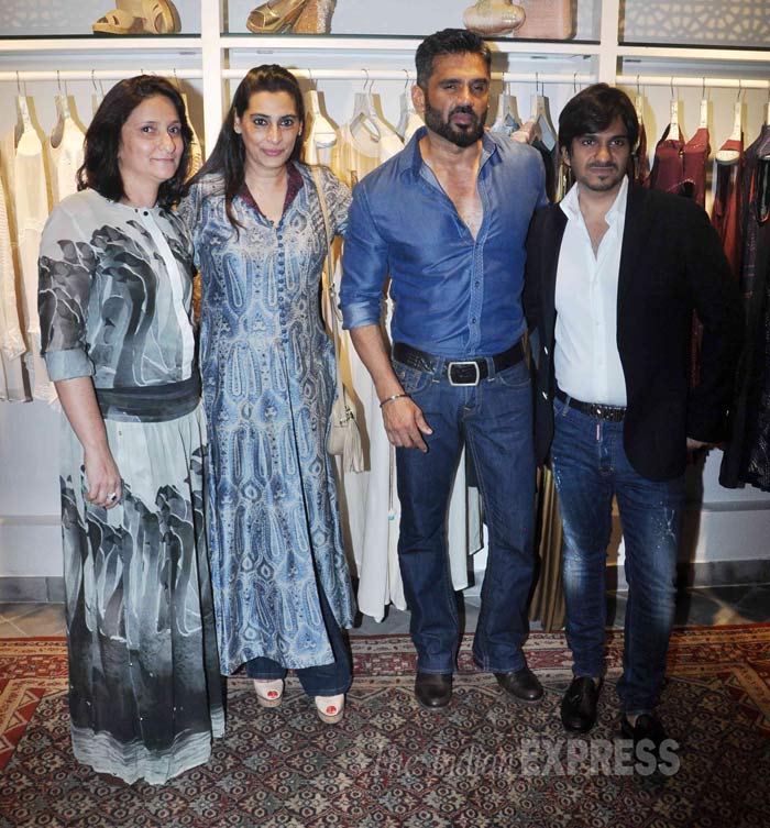 Farah Khan, farah Khan Daughter, farah Khan son, Farah Khan kids, Anya Kunder, Diva Kunder, Czar Kunder, Indian idol Junior, Indian Idol Junior 2, Kangana Ranaut, Imran Khan, Suniel Shetty, Mana Shetty, Suniel Shetty Wife, Mini Mathur, Hussain Kuwajerwala, Abhijit Sawant, Anita Kanwal, Pooja Kanwal, Kalki Koechlin, Alisha Chinai, Anu Malik
