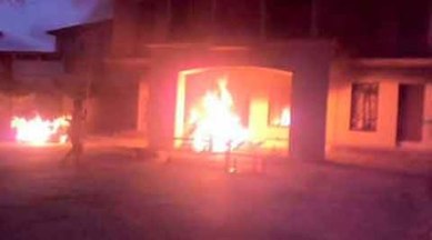 Manipur Violence: Houses of minister, MP, 5 MLAs torched ...