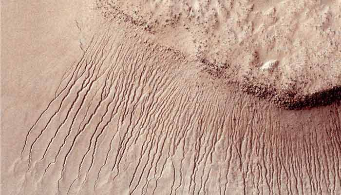 NASA Mars, Pictures of Mars Water, NASA Mars water discovery, Mars Water, NASA, Google Doodle Mars, Google Doodle Mars water, Google Doodle on Mars water, Mars, red planet, Mars life, technology, science and technology, technology news