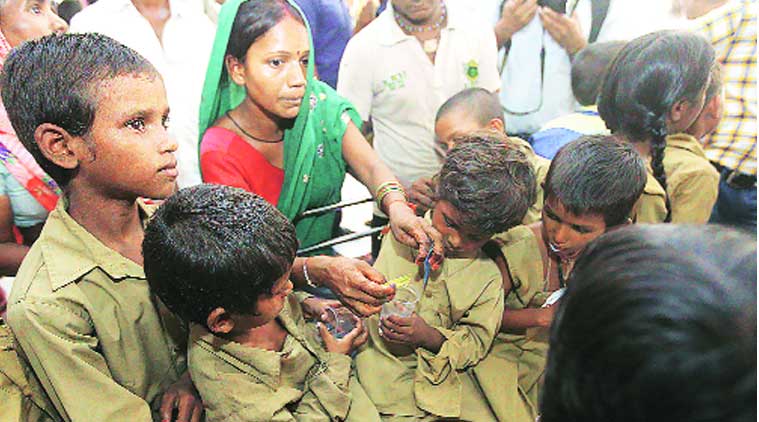 midday meal, students sick, midday meal sick, lucknow news, indian express