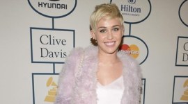 Miley Cyrus, dane cook, Miley Cyrus dane cook, Miley Cyrus news, Miley Cyrus latest news, Miley Cyrus boyfriend, entertainment news