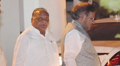 mulayam, mulayam singh yadav, bihar, bihar elections, janta parivar, samajwadi party, bihar janta parivar, bihar elections 2015, 2015 bihar elections, nitsh kumar, lalu prasad yadav, jdu, bihar news, bihar samajwadi party, samajwadi party bihar, india news