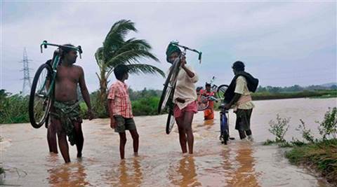 Flood in orissa picture