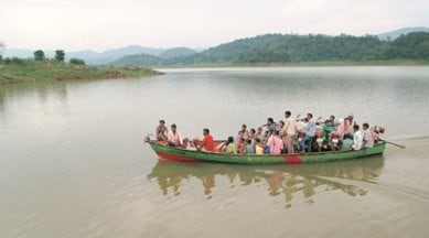 Odisha, Maoist, Malkangiri district, maoist village, village development, Maoist threat, Gurupriya river, Chitrakonda, Odisha Maoist threat, sunday story, indian express sunday story, indian express