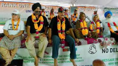 one rank one pension, orop protest, defence ministry, orop ex-servicemen demand, ex-servicemen pension, india news, latest news